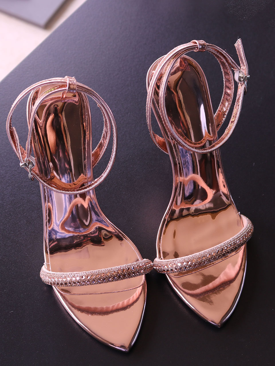 Sandali con tacco alto in pell - Casual Sandal Leather recensione e prezzo